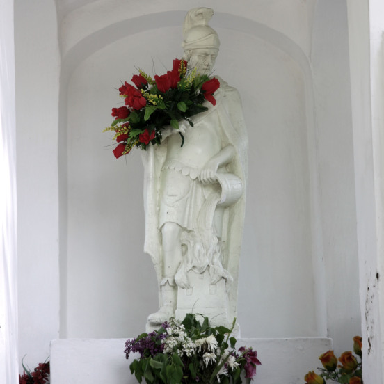 Wojsławice, figura św. Floriana z kapliczki u wylotu ul. Uchańskiej (fot. P. Kowalczyk).